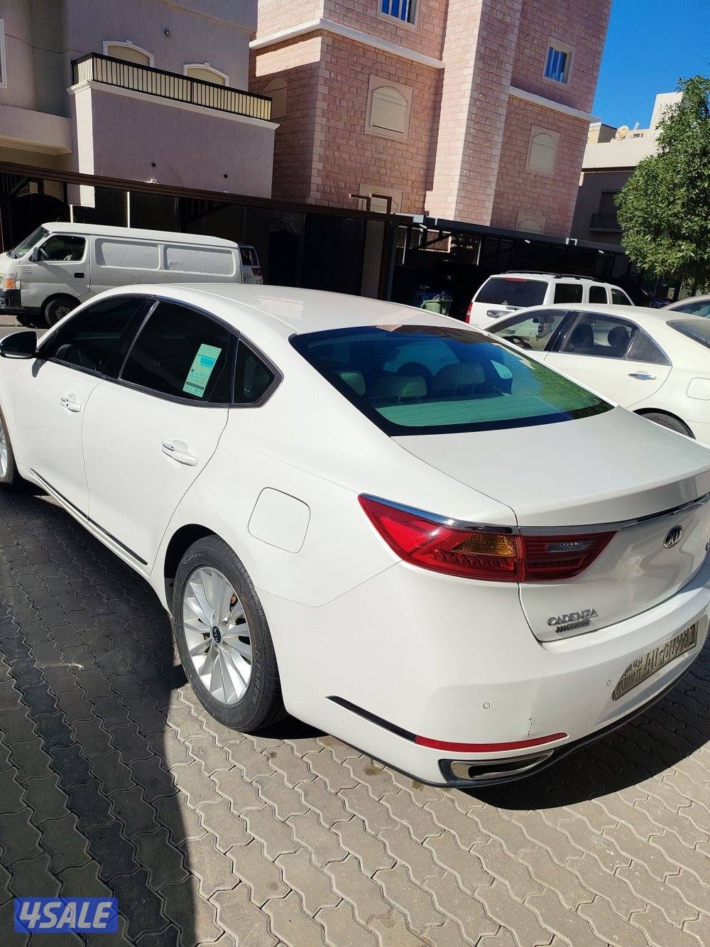 كيا كادينزا2