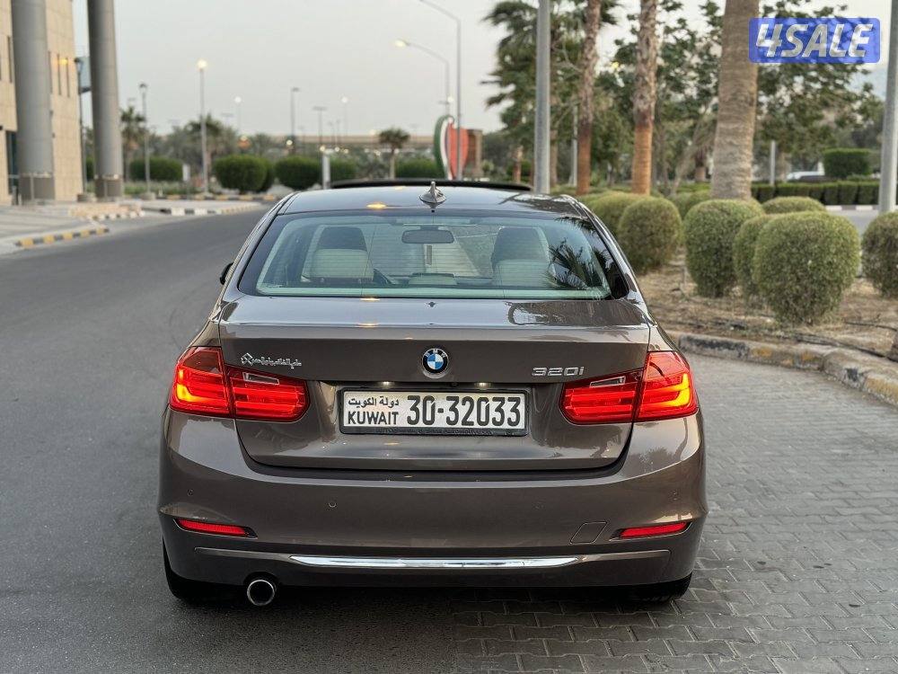 BMW 320 i موديل 2014 بحاله ممتازه شرط الفحص7