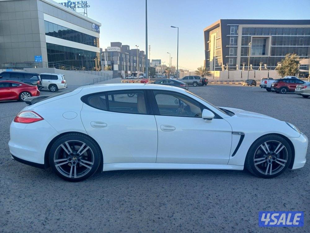 بورش بانميرا 4 موديل 2013 وارد الوكاله2