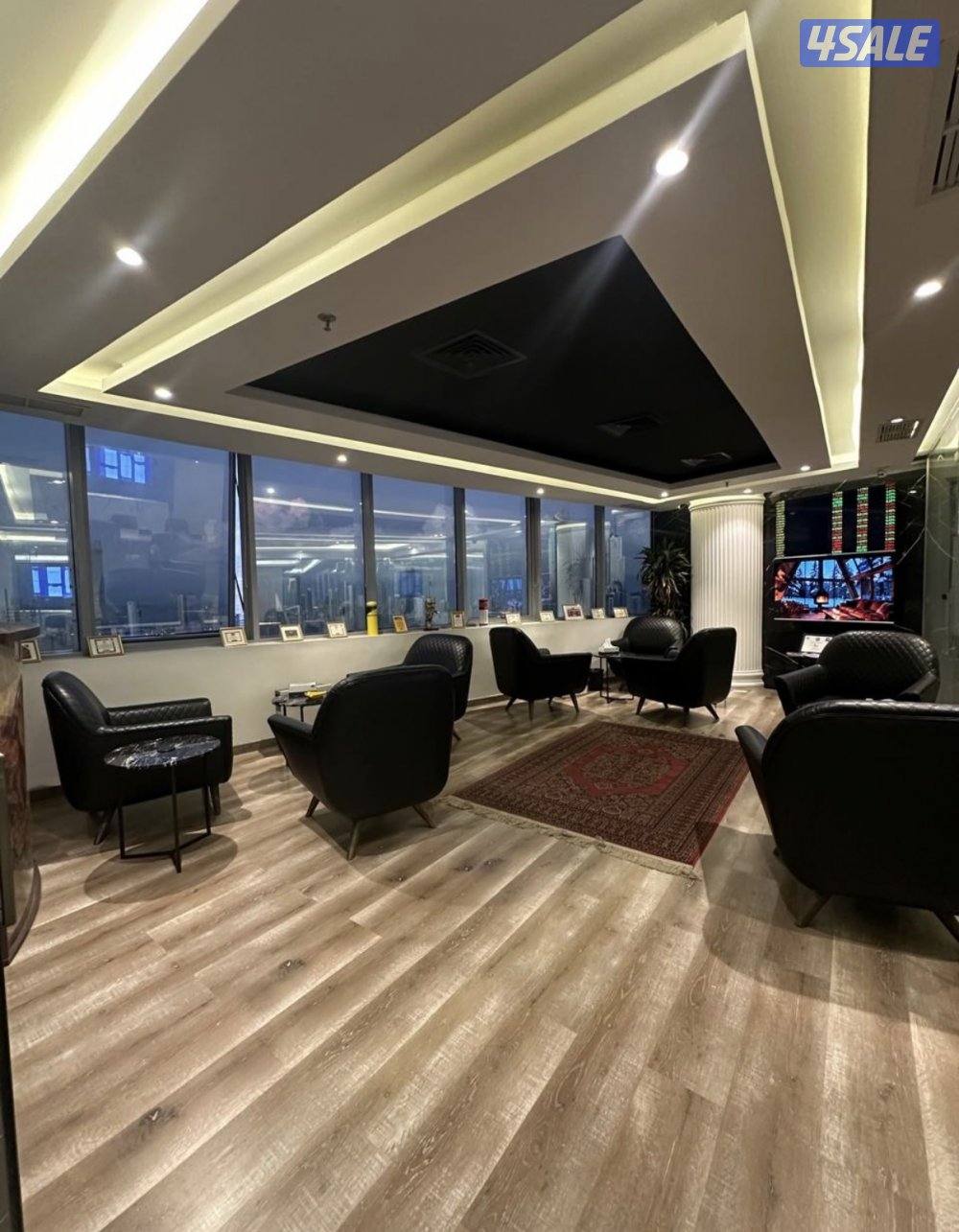 للايجار مكتب مساحة ٢٥٠ متر1