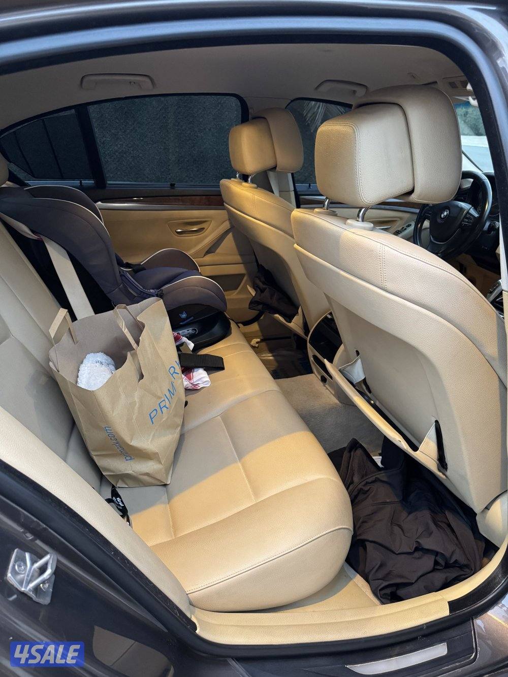 بي ام دبليو 520i1