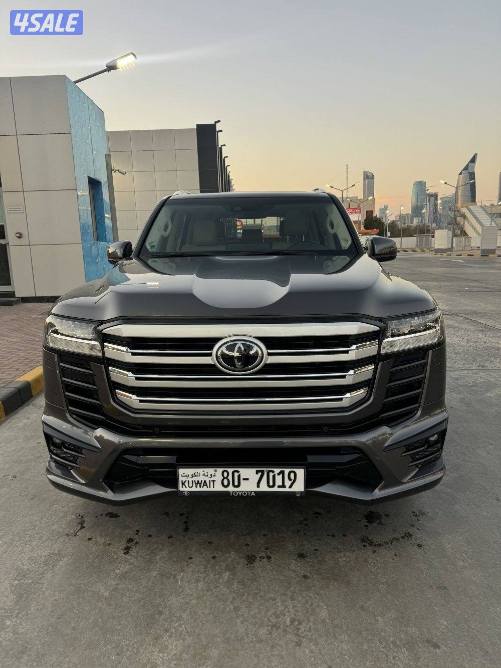 للبيع لاند كروزر ايرو اس تيربو ماشي ٣٨ الف فقط1