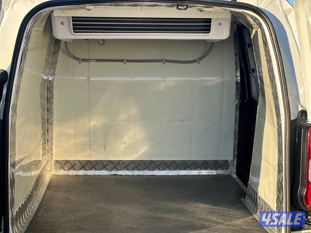 للبيع بيجو بارتنر ديزل ثلاجة ماشي ٤٠ الف كيلو4