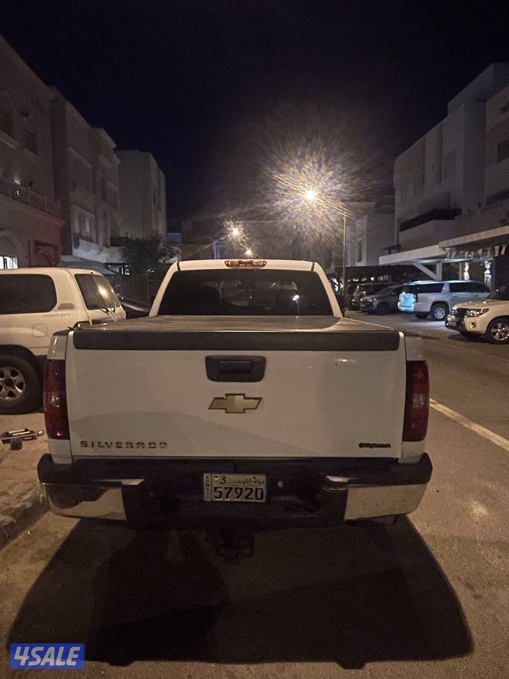 للبيع وانيت سلفرادو موديل 2010 أج دي دبل قير6