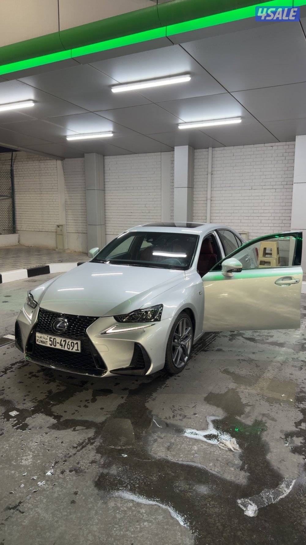 للبيع او للبدل لكزس is350 f sport0