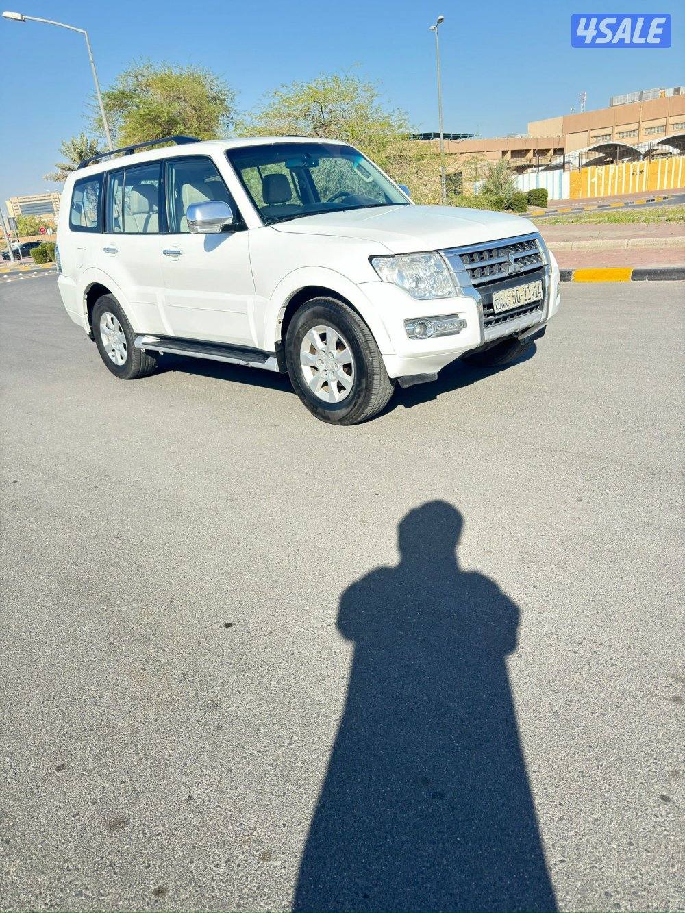 باجيرو 2017 فل كامل المواصفات فتحه صبغ الوكاله عدا قطعتين2