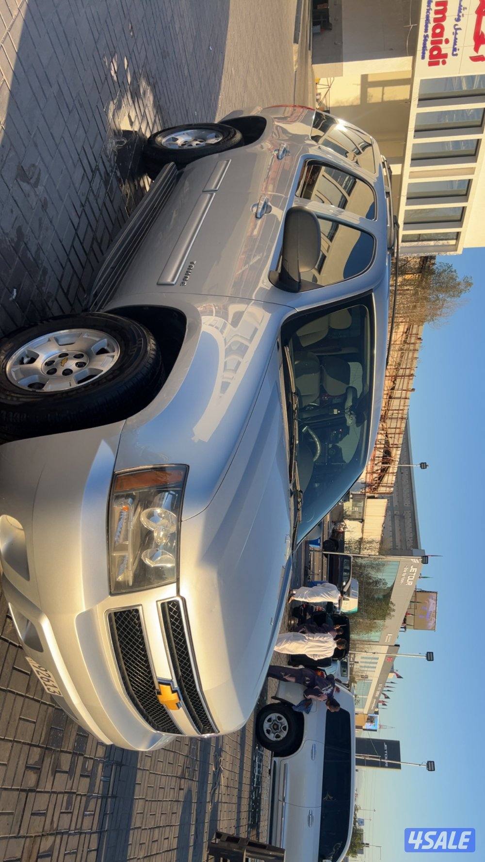 للبيع تاهو ٢٠١٣ اللون سلفر LT صبغه وكاله3