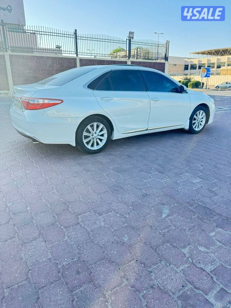 كامري 2017 الفل فتحه شرط الفحص بالكامل عدا قطعتين1