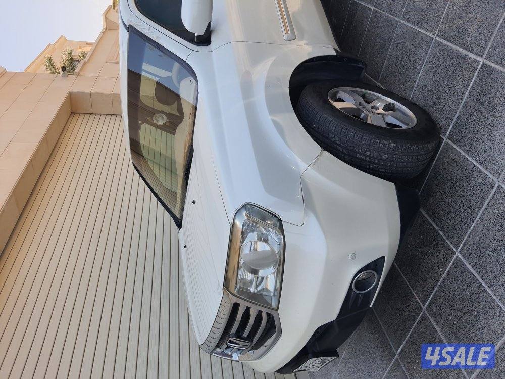 بايلوت بحالة جيده موديل 2013 لون ابيض كاميرا خلفيه سنسوارات1