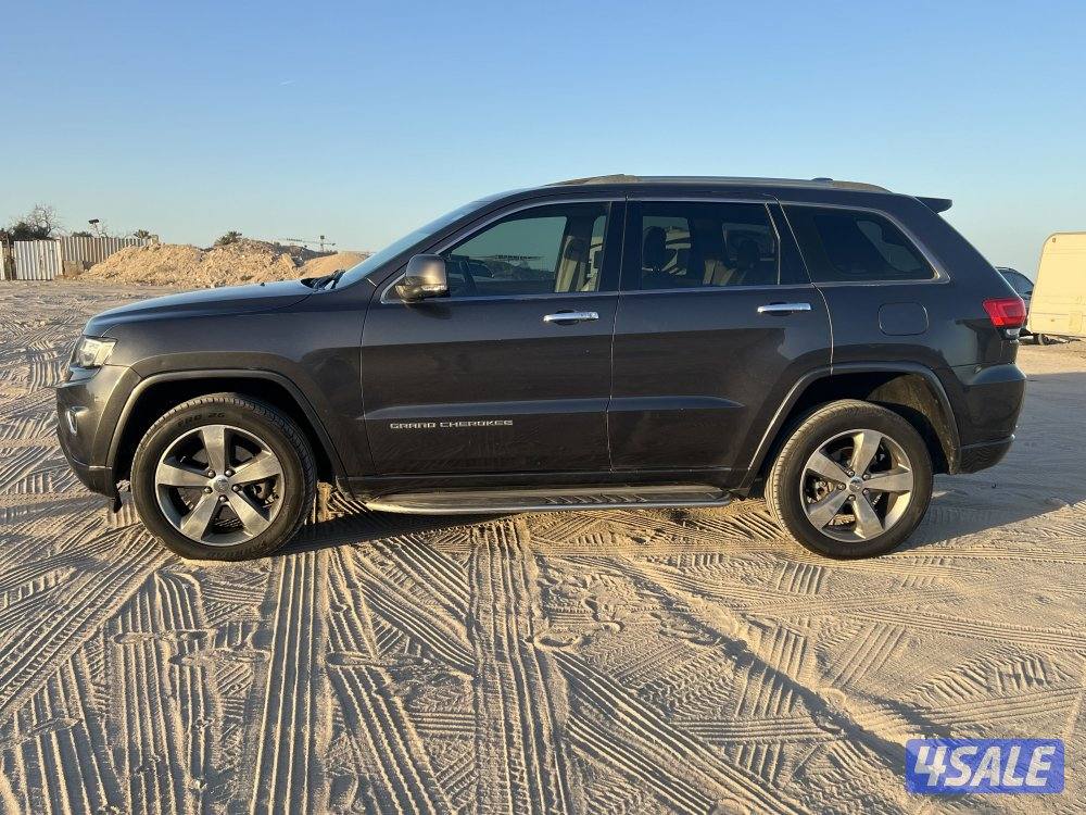 جيب جراند شيروكي Overland موديل 201411