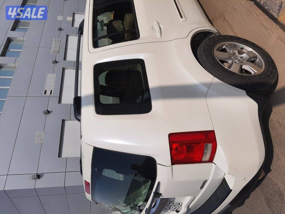 بايلوت بحالة جيده موديل 2013 لون ابيض كاميرا خلفيه سنسوارات12