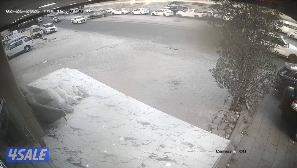 محل علي شارع رئيسي للبيع1