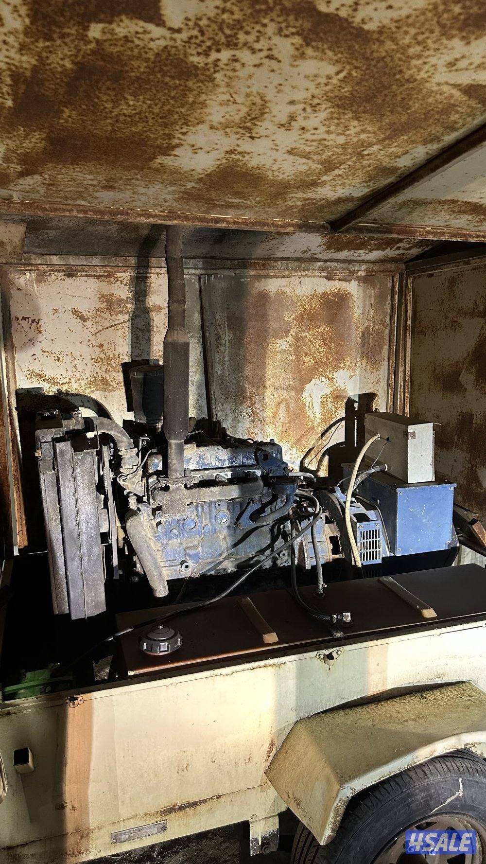 ماطور ديزل ماركة ثيرمو كنق المكينه الزرقاء3