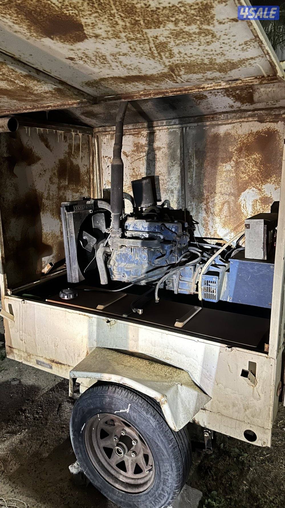 ماطور ديزل ماركة ثيرمو كنق المكينه الزرقاء7