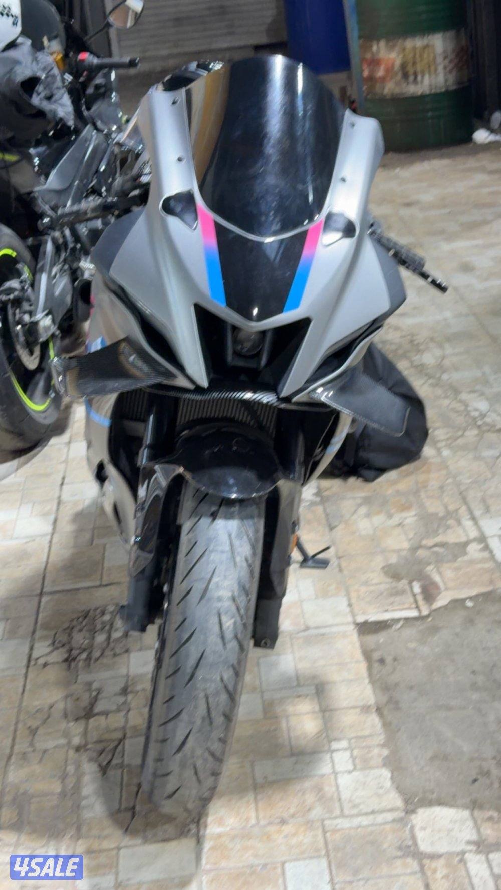 للبيع R7 موديل 20243