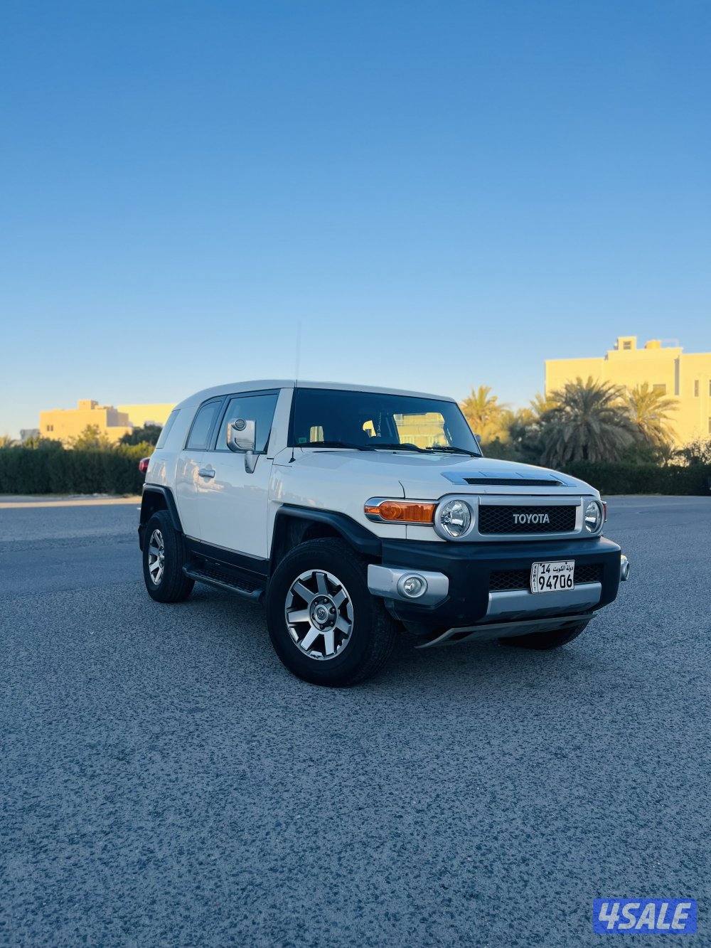 للبيع تويوتا أف جي كروزر موديل 20161
