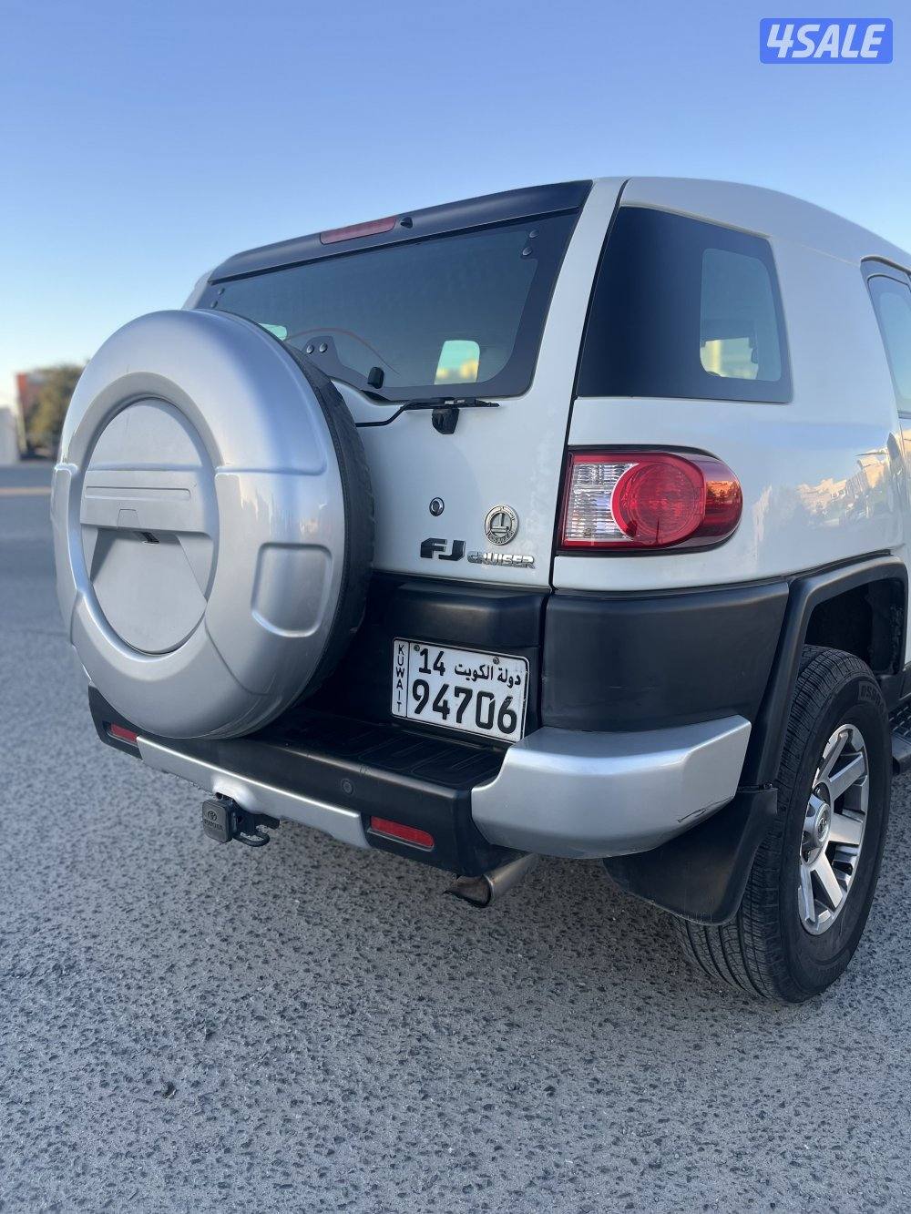 للبيع تويوتا أف جي كروزر موديل 20166