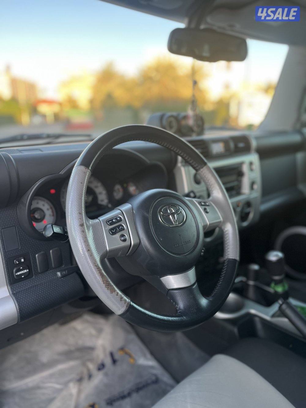 للبيع تويوتا أف جي كروزر موديل 20169