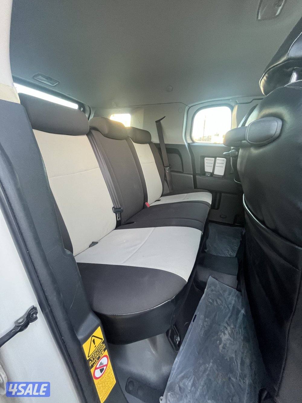 للبيع تويوتا أف جي كروزر موديل 201614