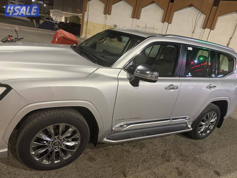 لاندكروزر VXR 20220