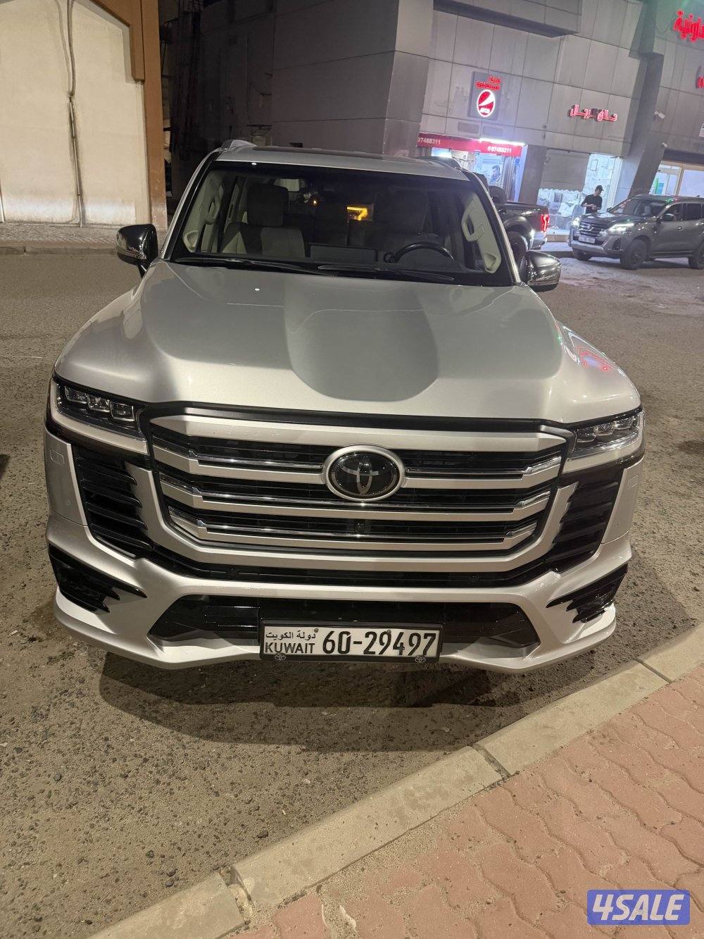 لاندكروزر VXR 20221