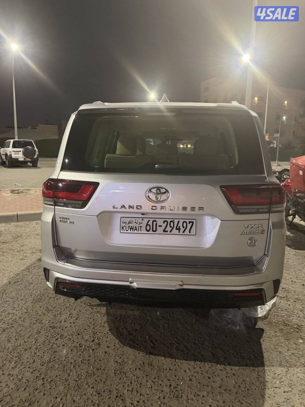 لاندكروزر VXR 20223