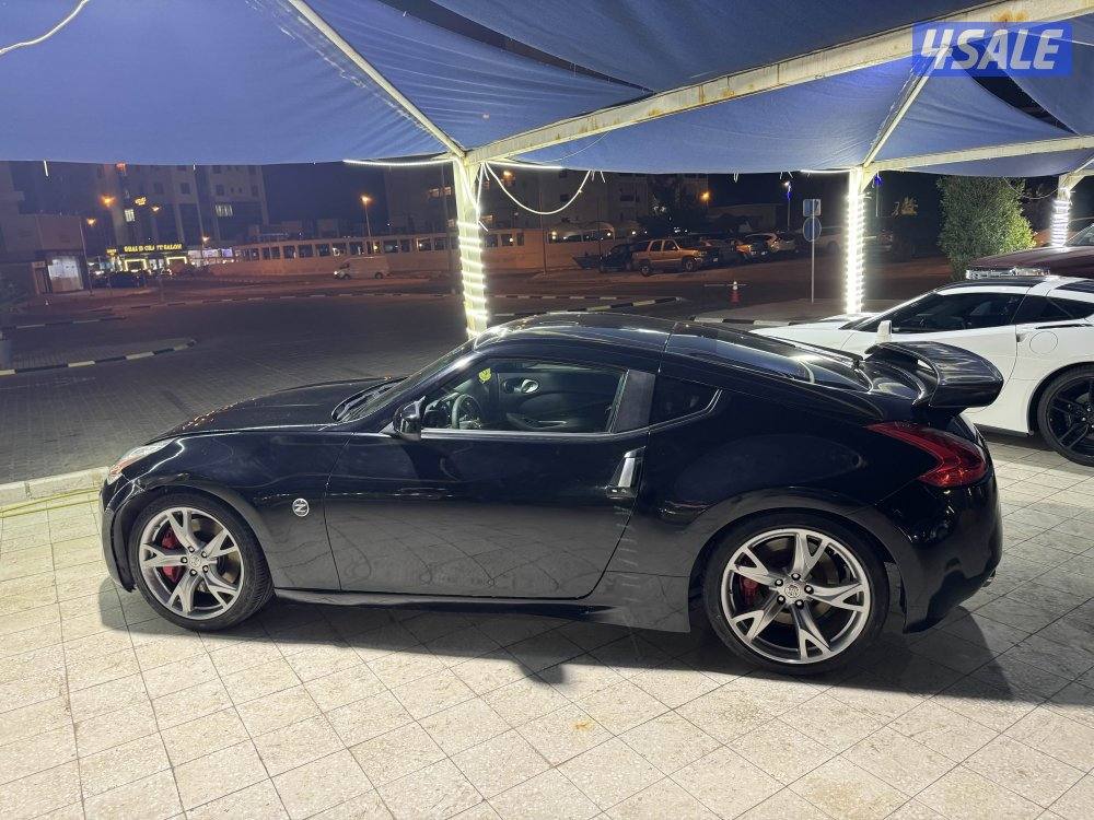 للبيع موديل ٢٠١٠1