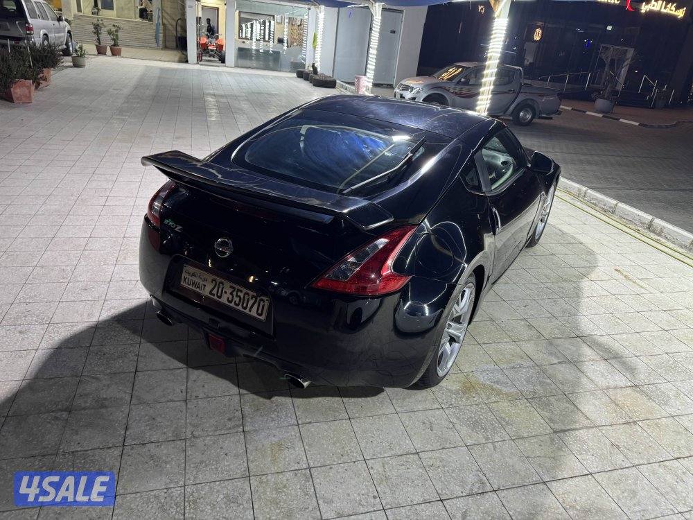 للبيع موديل ٢٠١٠2