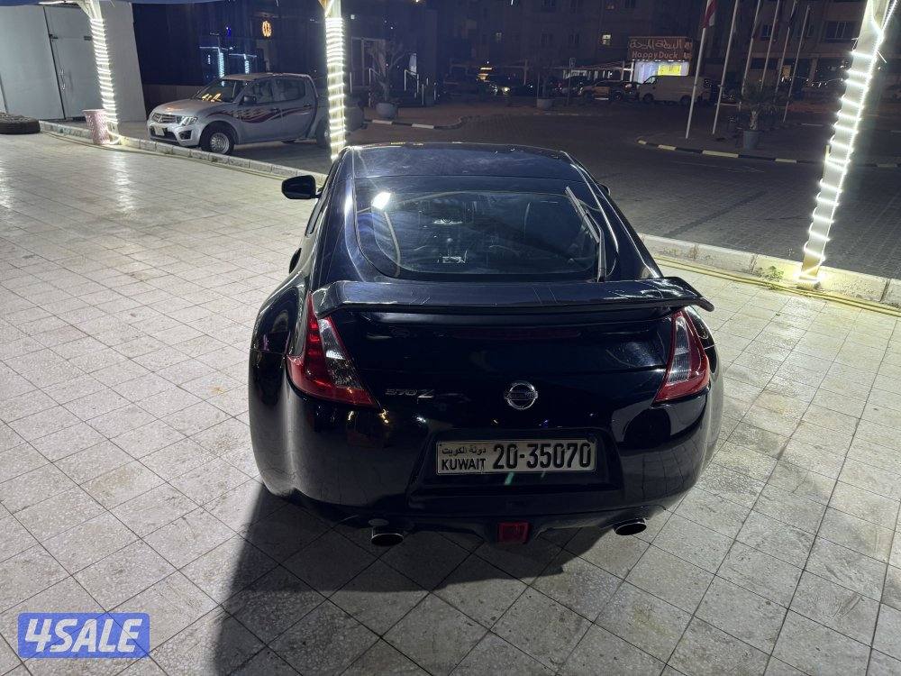 للبيع موديل ٢٠١٠4