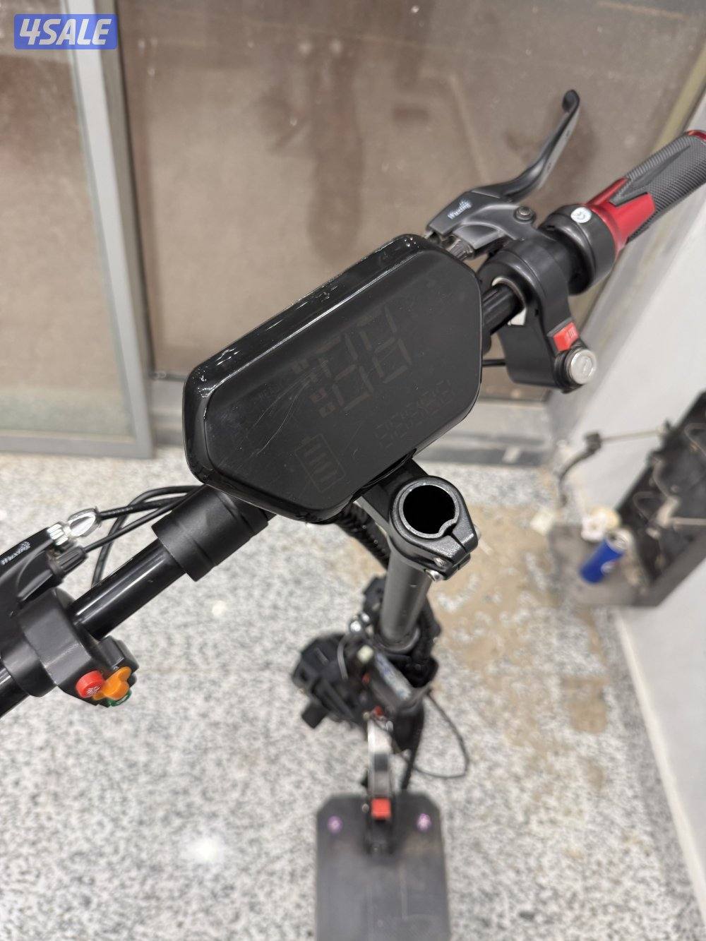 سكوتر كهربائي شغال 100/100 ما يعيبه شي6