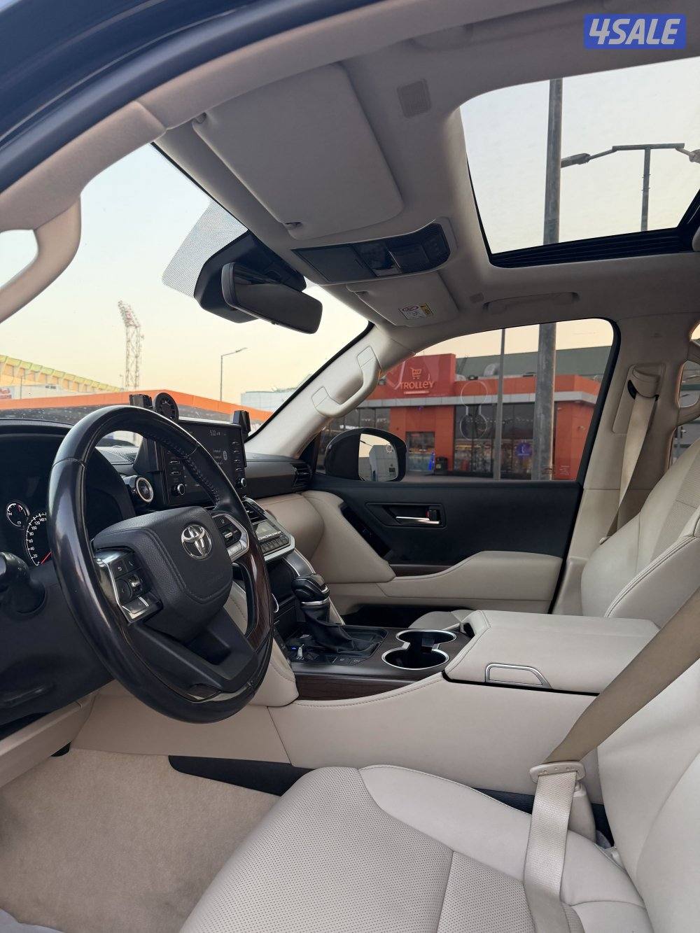 لاندكروز ايرو 2022 ماشي 418