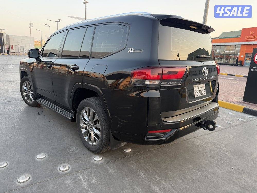 لاندكروز ايرو 2022 ماشي 419