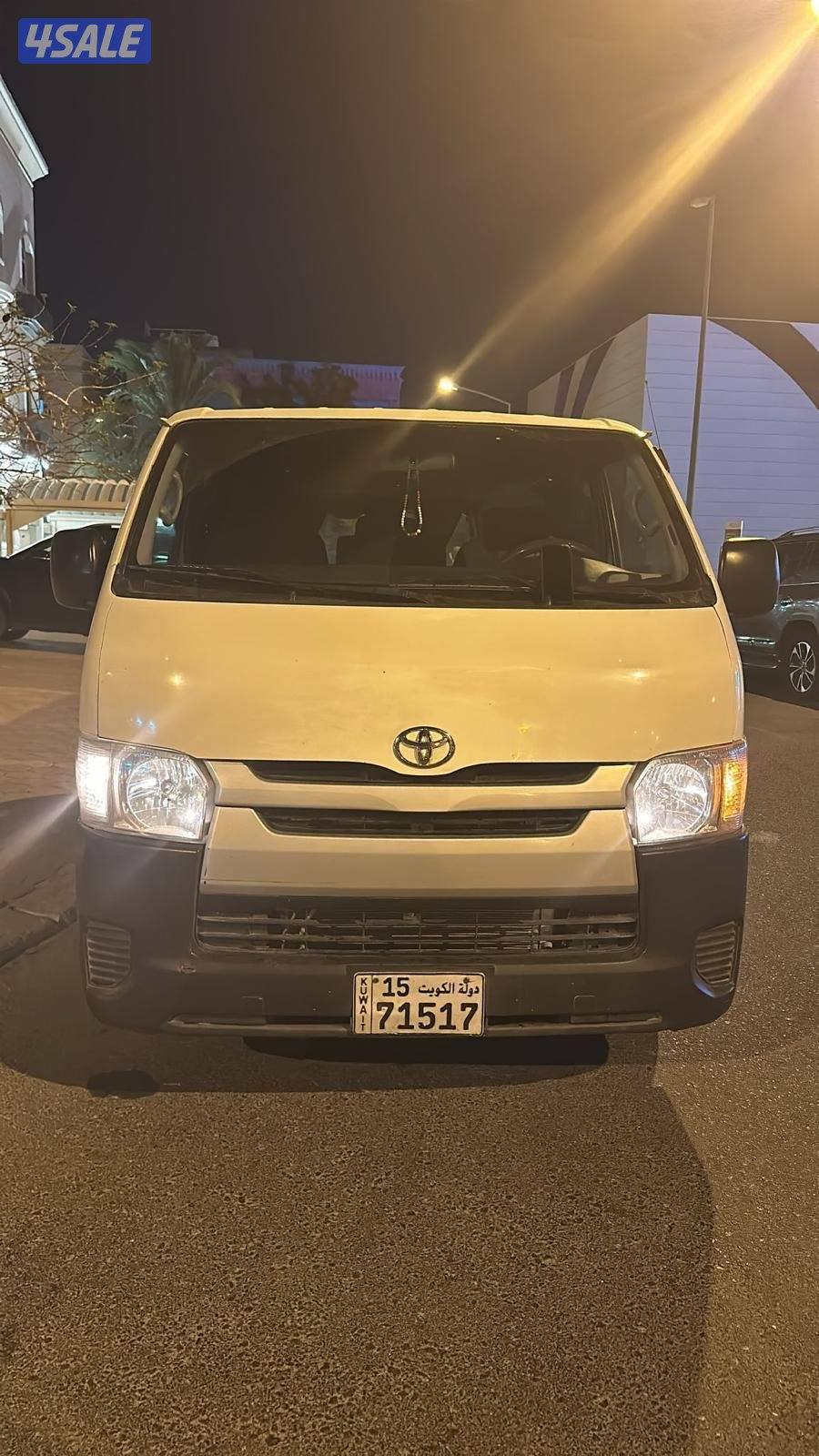 باص تيوتا هاي موديل 2016 ماشي 593 راكب 10 تم تجفيت المكينه 2026 شهر 21