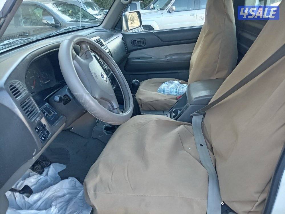 وانيت نيسان سفاري2