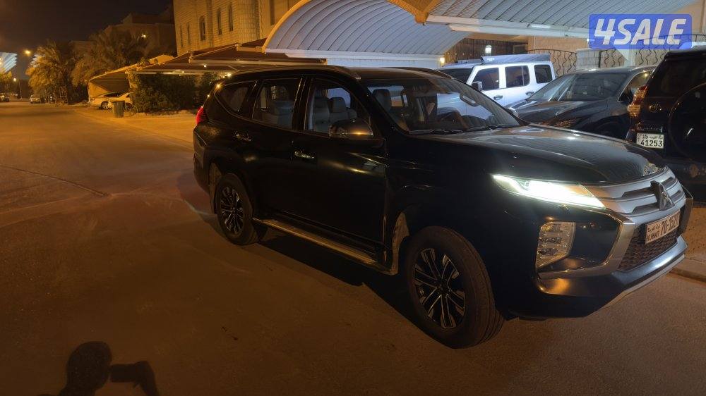 للبيع موتسبيشي مونتيرو سبورت 20225