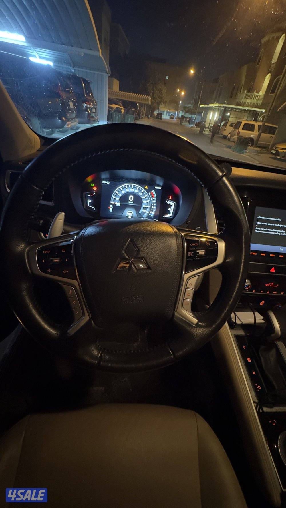 للبيع موتسبيشي مونتيرو سبورت 20229