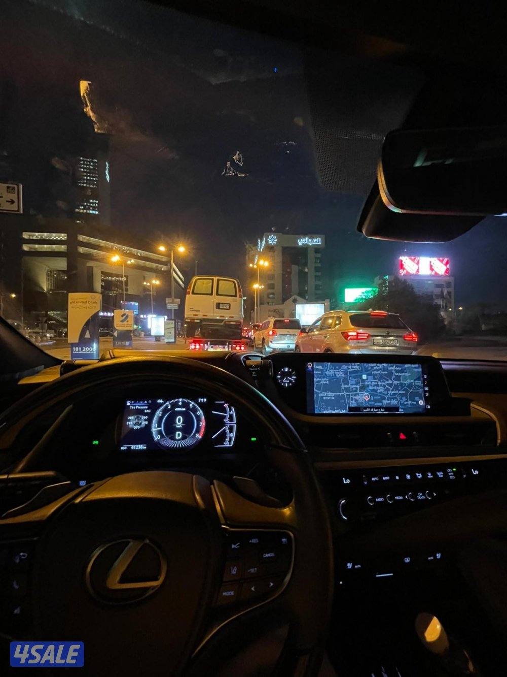 للبيع لكزس es-3501