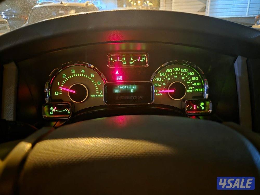 للبيع فورد اكسبدشن وارد الوكاله المالك الاول1