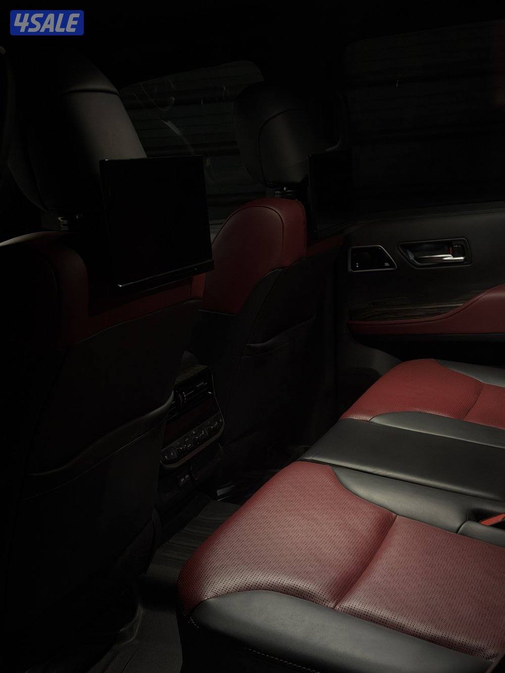 للبيع لاندكروزر 2023 VXR3