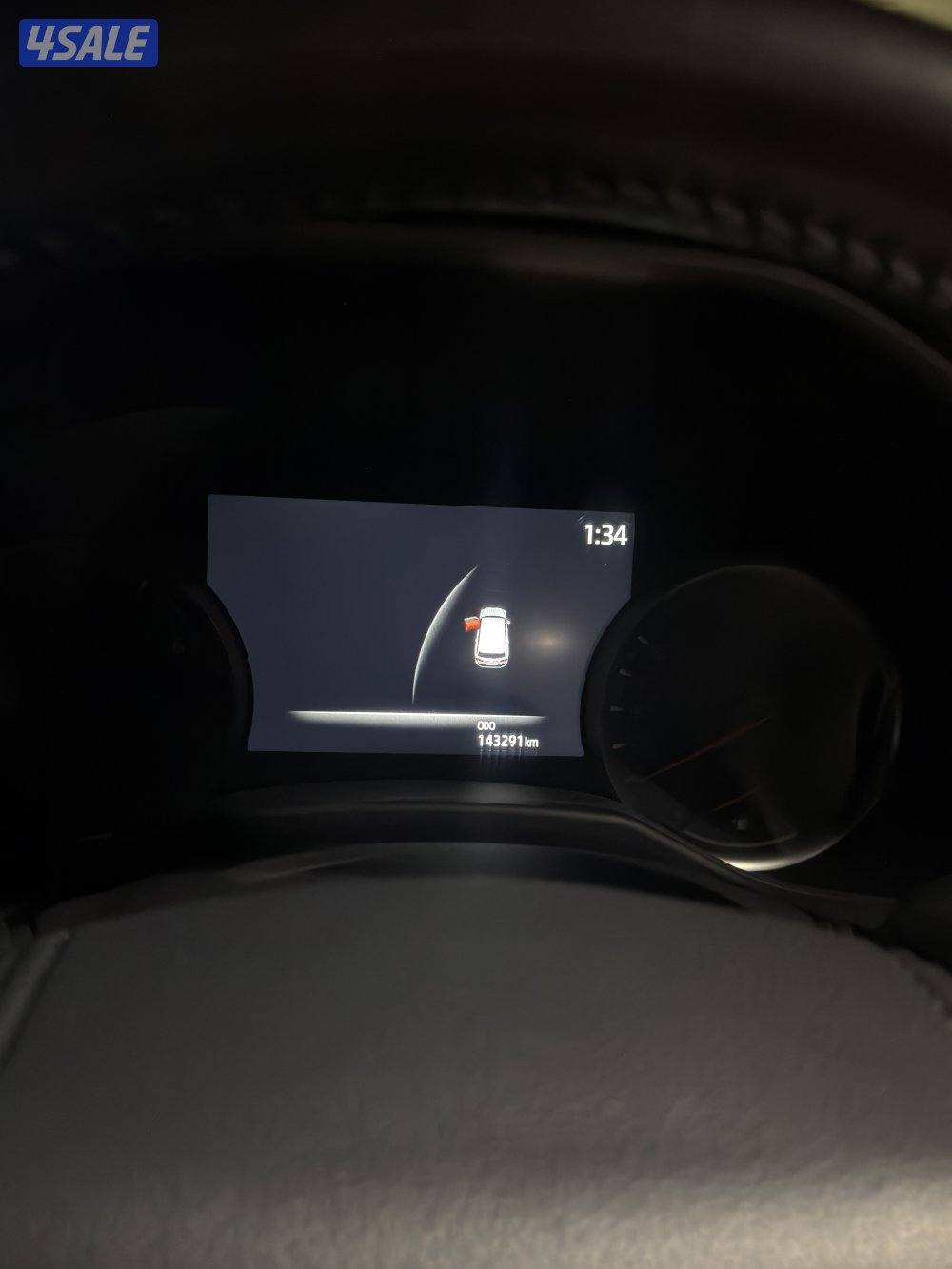 للبيع لاندكروزر 2023 VXR4