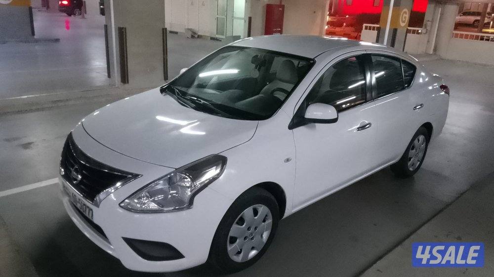 للبيع نيسان صني موديل 2021 نظيفه جدا0