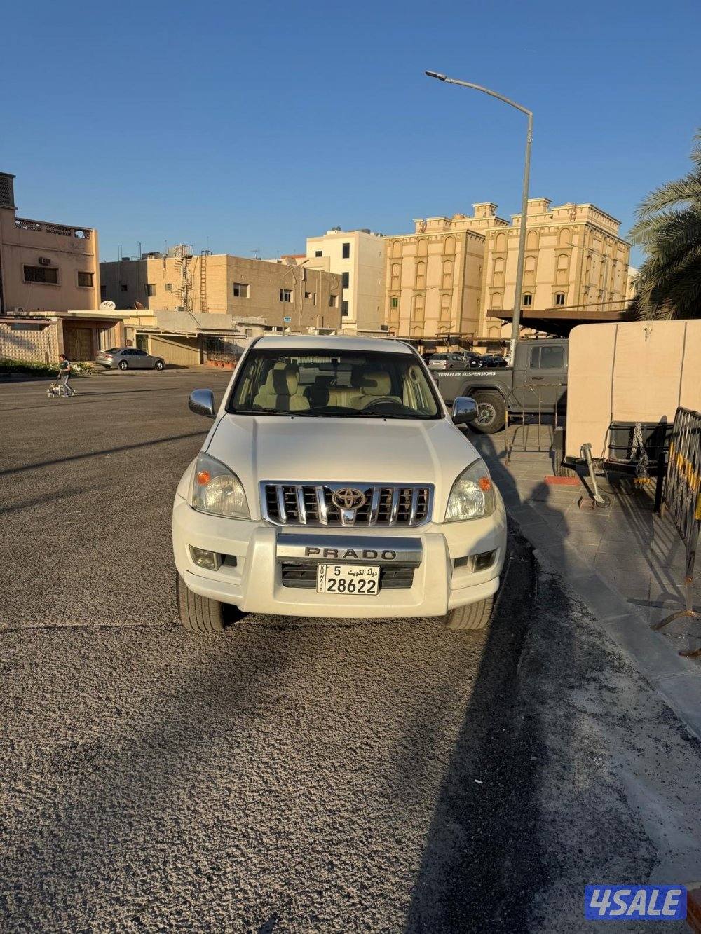 للبيع برادو ٢٠٠٦3