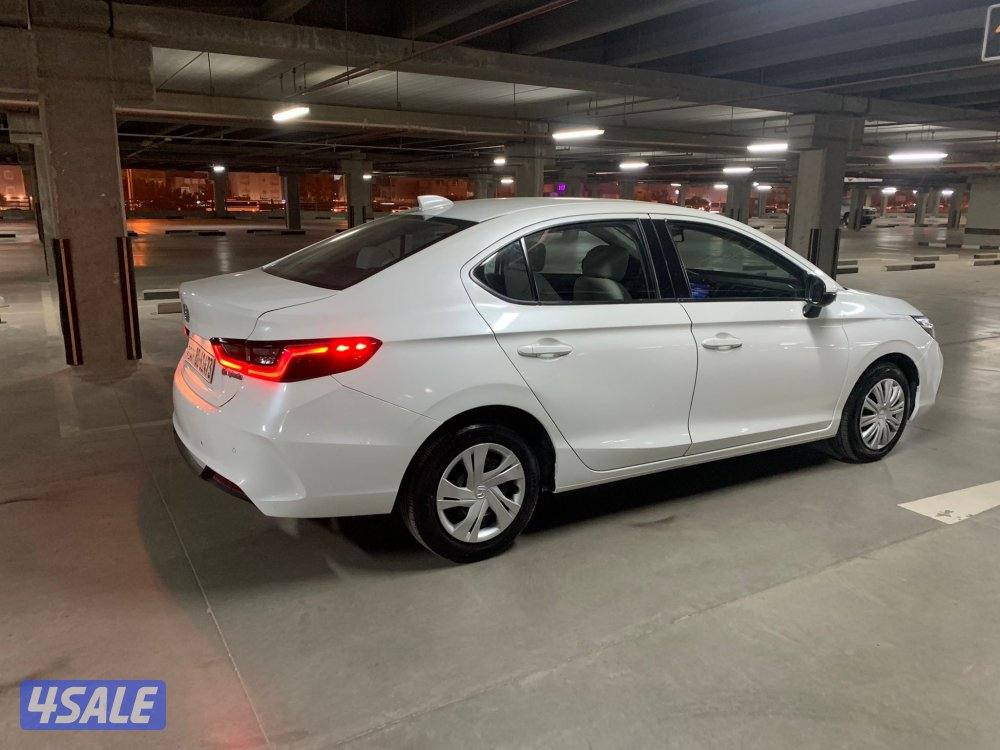 للبيع هوندا سيتي 20235