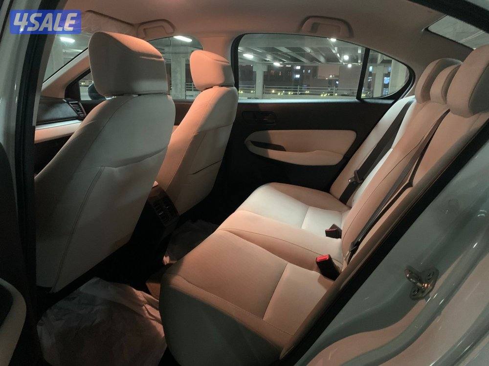 للبيع هوندا سيتي 20238