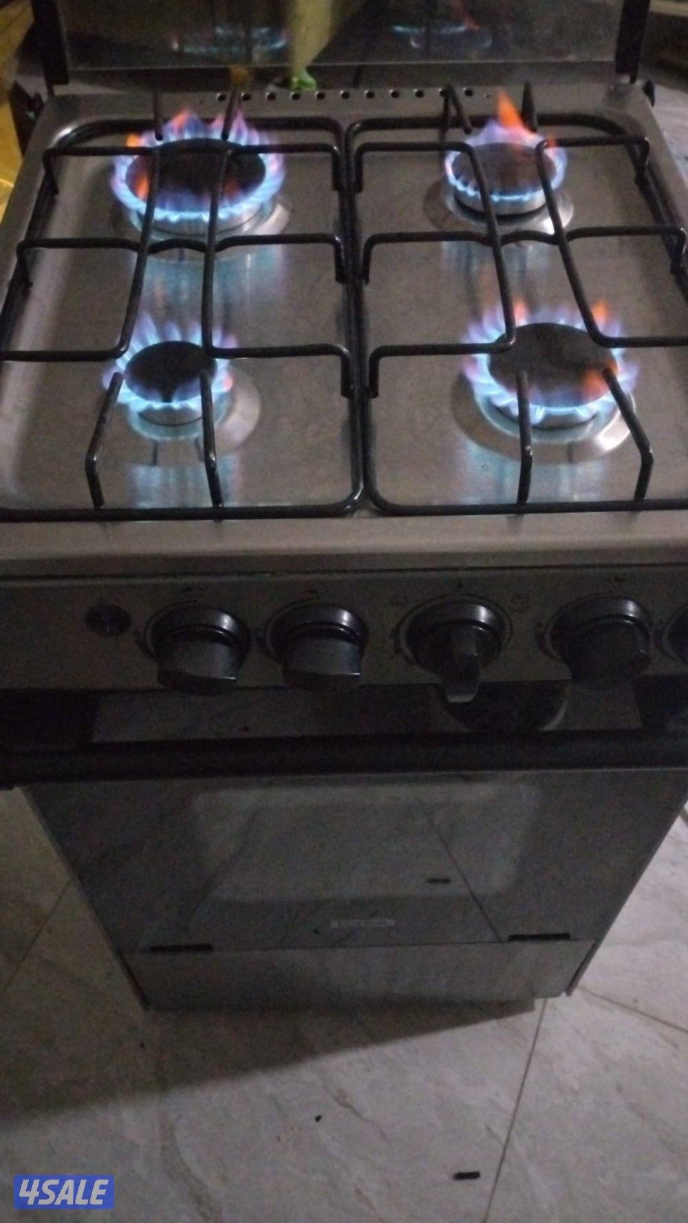 للبيع📢📣
طباخ غاز ٤ عيون💯ايجنس تركي ٥٥ف٥٥  اشعال ذاتي بالكامل 💯💪1