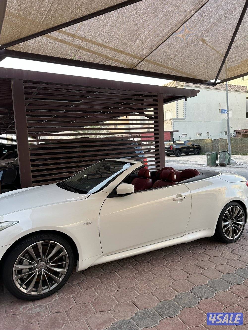 انفنتي G37 20123