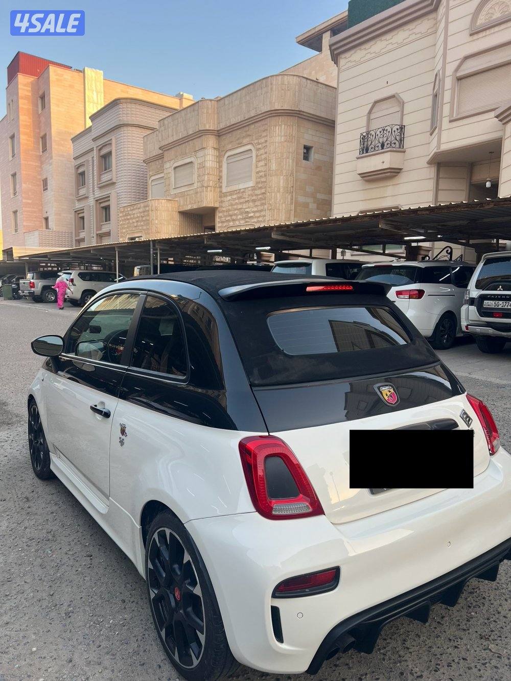 فيات ابارث لونين اسود وابيض مسجل بالدفتر4