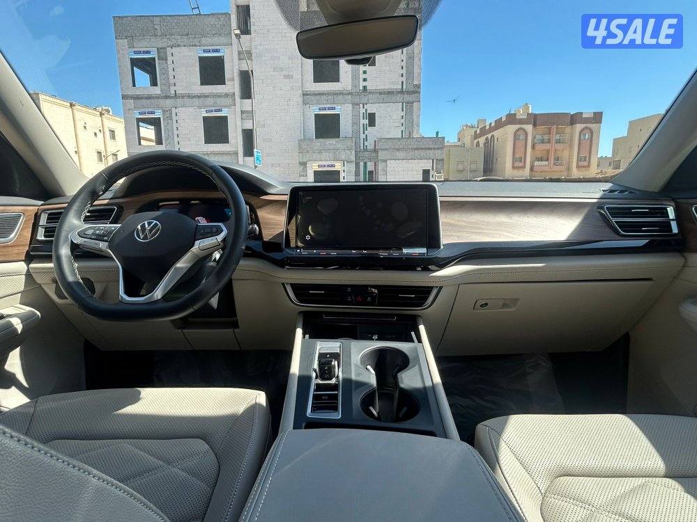 تيرامونت مديل 4motion 2024 ماشي 21 الف سيرفس وكالة8