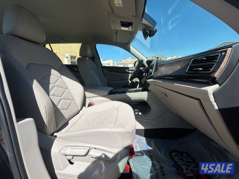 تيرامونت مديل 4motion 2024 ماشي 21 الف سيرفس وكالة12