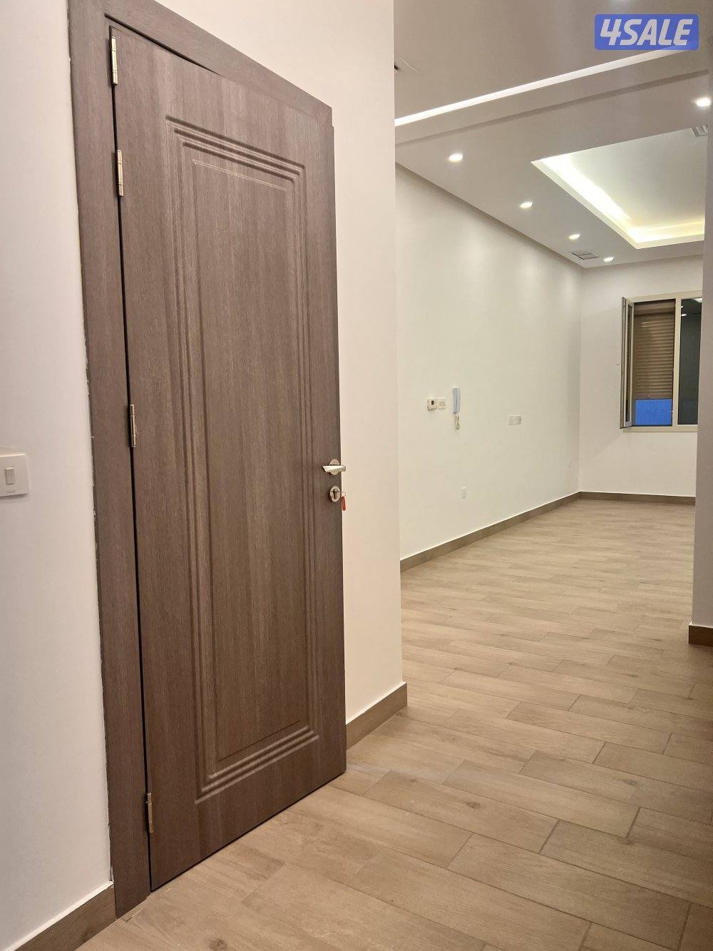 للإيجار شقة جديدة ارل ساكن 3 غرف  نوم1